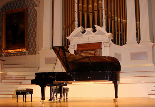 Photo of a grand piano