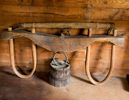 [Photo of a yoke for oxen]